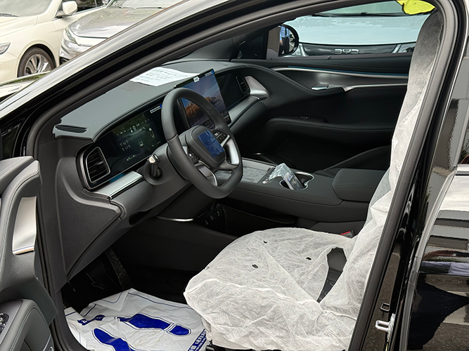 BYD 씨라이언7 운전석 실내